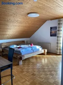 Körners Ferienwohnung am Fuße des Voithenbergs - Image 3