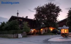 Appartement Pension Bäckenhäusl FERIENWOHNUNGEN Chalets Hütten Komfortzimmer - Image 1