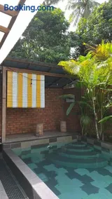 Kutum's Wooden House - Private Pool, Breakfast & Cafe - Image 1