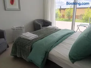 Hillfortswiss holiday inn - Image 4