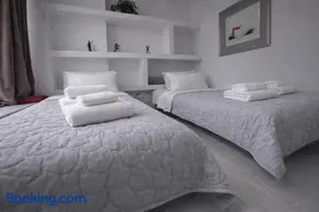 Athens Supreme Rooms No6 - Image 3