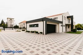 Villa B4 - Image 3