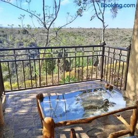 Masai Lodge - Image 2