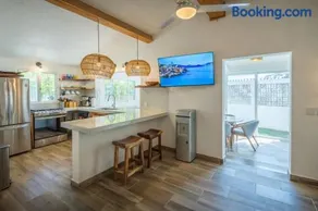 Casita Walk to Surf and Town - Image 2