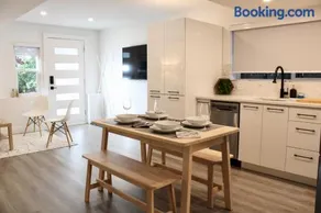 2BDR Stylish Comfort Parkside - Image 3