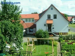 Vey'nes Ferienhaus & Vey'ne Ferienwohnung - Image 4