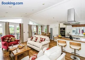 Thanet Well Lodge Retreat - Image 2