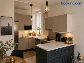 Stylish and spacious apartment for 4 people - Image 2