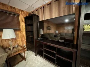 Quiet, golf lake community cozy 2bdr 1 bth getaway - Image 2