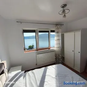 Apartament -BeaSarah-Orsova - Image 4