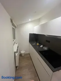 Studio Apartment VS - Image 4