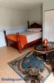 Comfort Cottage at the Grove - Image 5