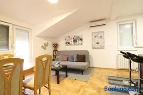 Flat 23 - Image 2
