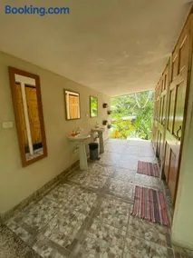 Pura Vida Mini Hostel Santa Teresa - Image 4