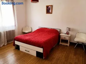 La maison du village - Image 1