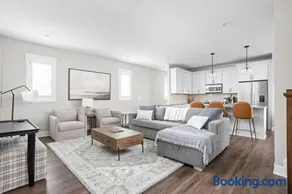 Sleeps 22-Downtown Westfield-Near Grand Park! - Image 3