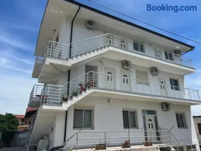 Kleida Vacation Apartments - Image 2