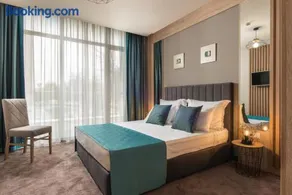 Green Luxury Apartments - Image 1