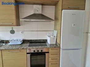 Apartamento céntrico, tranquilo, buenas vistas - Image 2