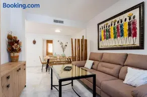 Casa con encanto en Gerena, Patio y rooftop - Image 3