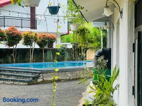 Chill House - Image 2