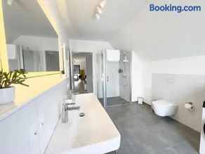 Vyne Apartments - Dachterrasse - Grill - Parkplatz - Image 3