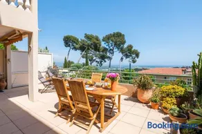 La Clé Vue Mer, Clim, Terrasse, Parking à Hyères - Image 1