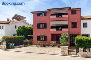 Apartments Banić near beach Poreč-Špadići - Image 2