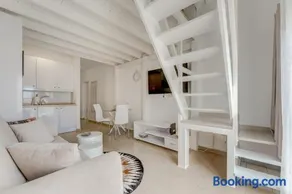 Yucca Park Apartment - Image 5