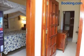 Tembo Beach Cottage , Ocean Beach Drive - Image 4