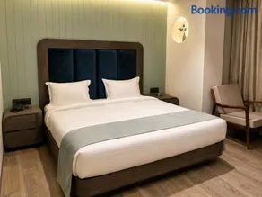 Hotel Midtown - Image 1