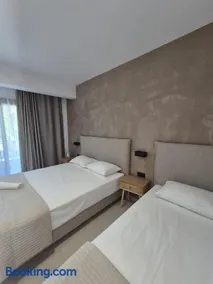 Olympus Suites - Image 3