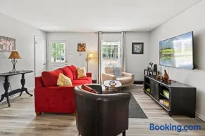 Rose Garden - Delightful Private and Peaceful Home - Image 1