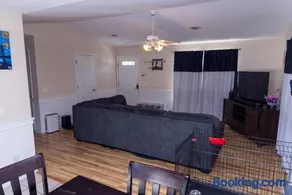 12 mi from Parris Island Cozy home - Image 2