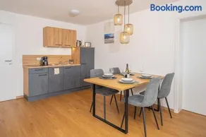 Spettacolare appartamento accogliente e familiare con giardino, griglia e sauna | Vista sulla montagna - Image 2