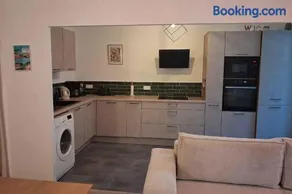 Charming bright apartment in Nice - Image 2