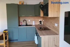 Charming apartment overlooking the valley - Image 4