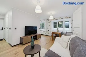 Luxury Haapsalu City Centre Apartment with Männisalu Country Spa option - Image 1