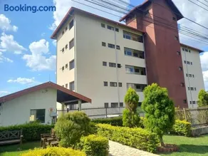 Apartamento Inteiro Próximo ao Centro - Image 2
