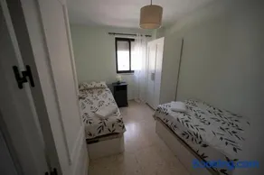 Bright and central 2 bedroom flat in Gibraltar - Image 3