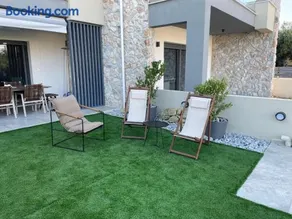 Trinity Pool Villas WHITE - Image 2