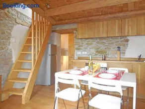 Stone House Apartments - Image 2