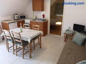 Atlantika Apartman - Image 2