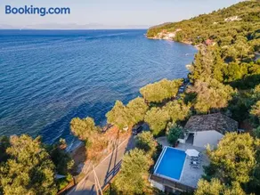 Deja Blue Beach & Pool House, by Estia - Image 2