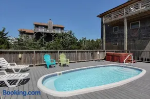 Dog-friendly home with private pool, hot tub, & central AC - Image 2