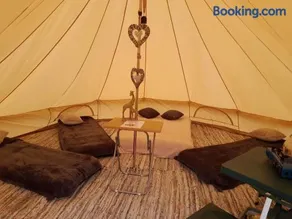 Syds Corner bell tent - Image 4