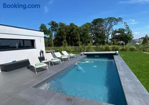 Rarissime hébergement avec piscine à Vannes, à 5 minutes du centre - Image 1