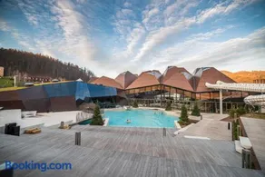 Sunny House with Sauna - Image 4
