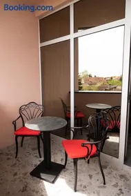 HOTEL GRACIAN - Image 3