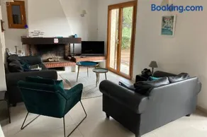 Spacious house with terrace - beach 8 minutes away - Image 4